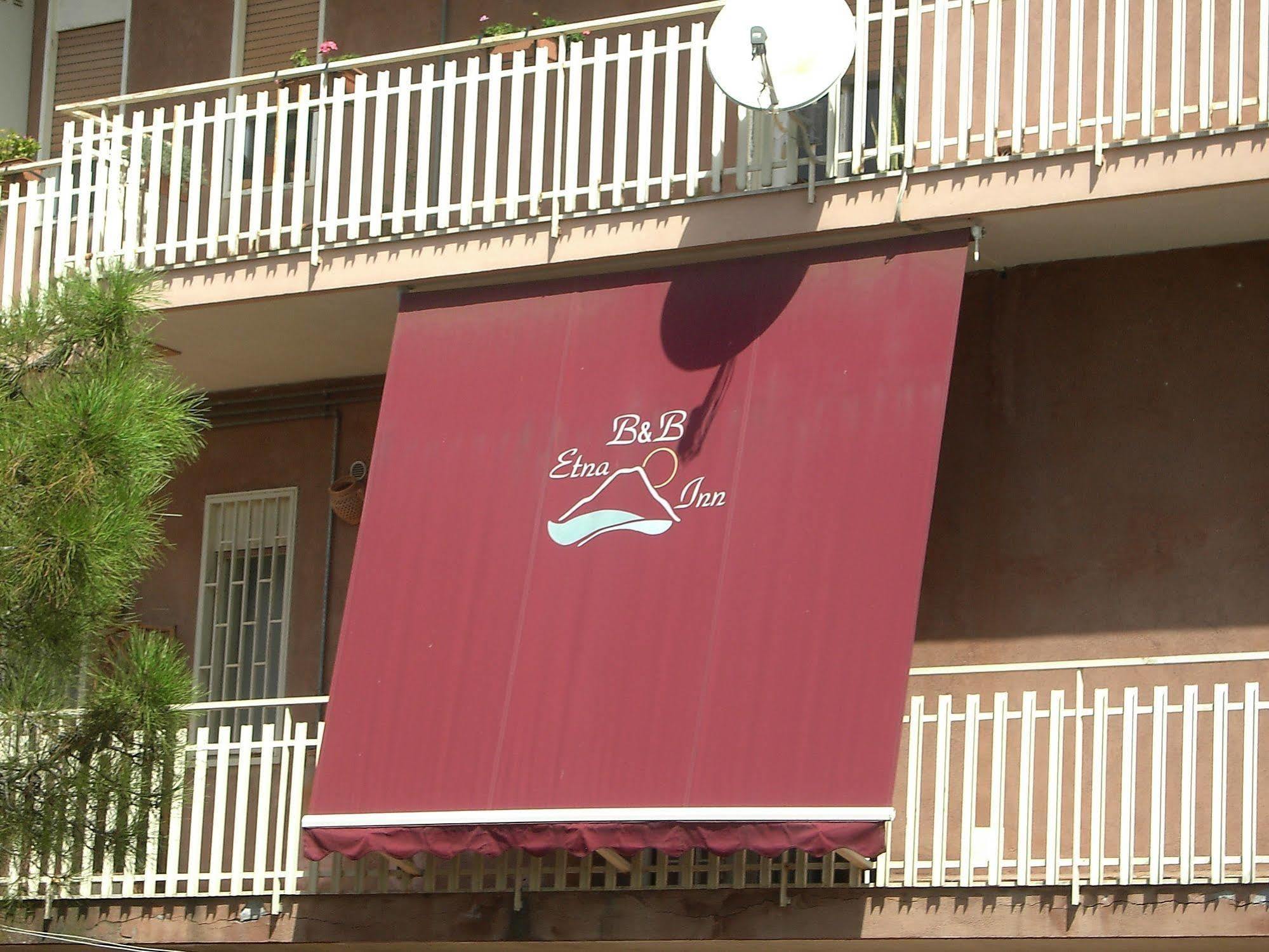 Etna Inn Motta SantʼAnastasia Exteriér fotografie